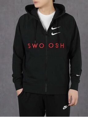 Nike Men’s Black 'Swoosh' Zip Hoodie Size Large